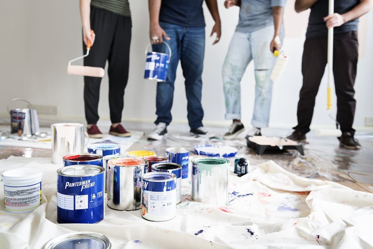 people-renovating-the-house-2023-11-27-05-34-19-utc.jpg
